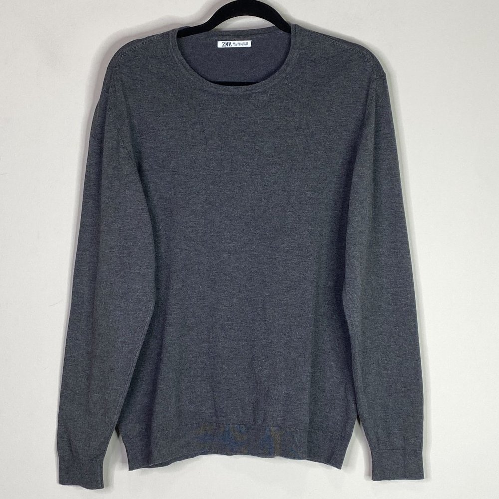 Zara Men's Grey Sweater,  Size Large